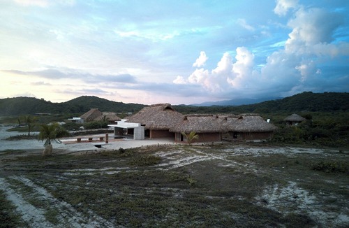 Barra de Colotepec House | Mariana 1 , beach front home