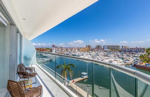 Isla Iguana Apartment | Marina Nautico 4B by Kivoya