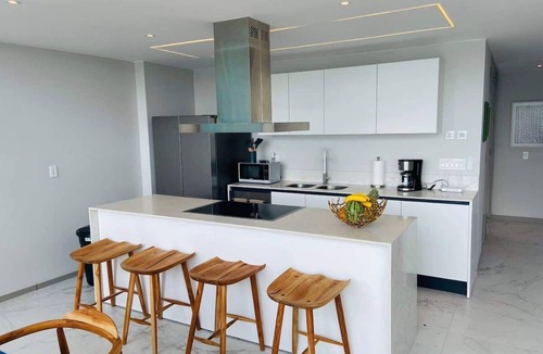 Flamingos Condo | Maritima Luxury 5BR Penthouse, Great Views & Unbeatable Amaneties