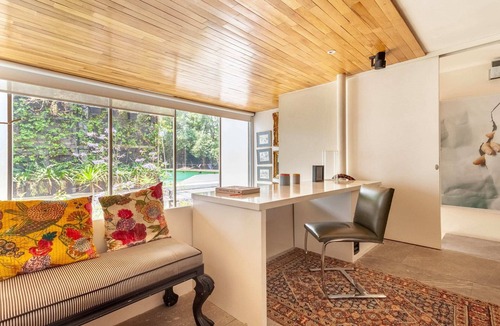 San Miguel Chapultepec House | Marvelous, Art-Filled Loft with a Garden Terrace