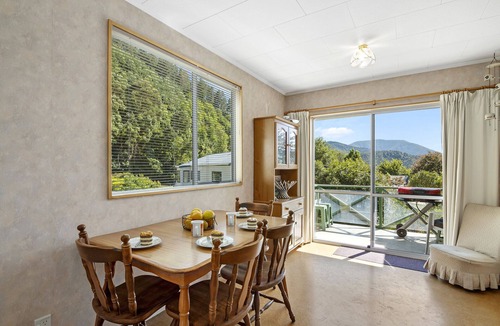 Havelock House | McFalls Bach - Havelock Holiday Home
