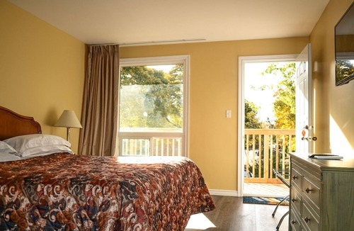 Meaford Hotel | Meaford Inn