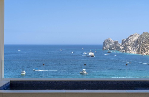 Los Cabos Condo | Medano Beach Resort 3 - 2 bedroom lockoff steps to Cabo San Lucas marina!
