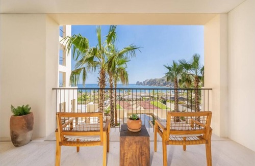 Los Cabos Condo | Medano Beach Resort 3 - 2 bedroom lockoff steps to Cabo San Lucas marina!