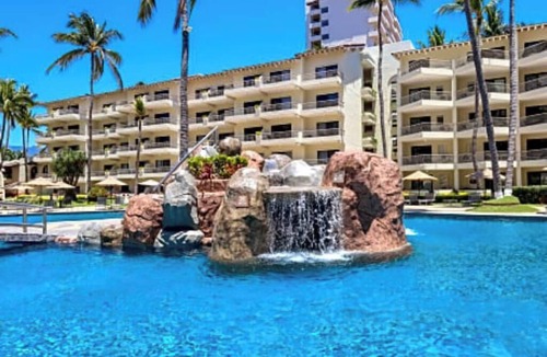 Fluvial Vallarta Villa | Mexican Experience By Villa del Palmar Vallarta
