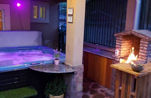 Primo Tapia House | Mexican house! Relaxing with Jacuzzi 3 minutes from the beach