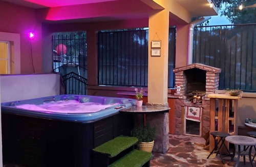 Primo Tapia House | Mexican house! Relaxing with Jacuzzi 3 minutes from the beach