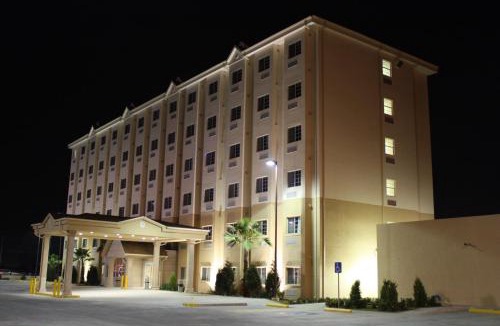 Toluca Hotel | Microtel Inn and Suites by Wyndham Toluca