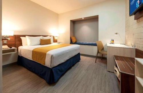 San Luis Potosi Hotel | Microtel Inn & Suites by Wyndham San Luis Potosi