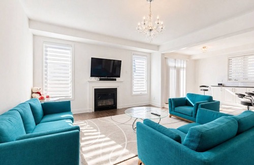 York Regional Municipality House | Min 30 days Entire large 4bd house with 3 parking