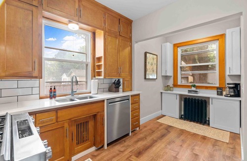 Lynnhurst House | MINNeSTAY* Lyncreek Landing