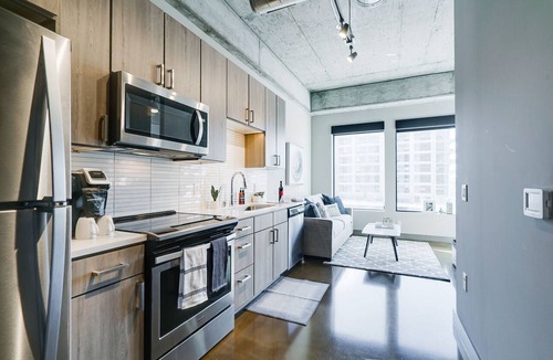 Warehouse District Apartment | MINNeSTAY* Sable 206 - Alcove | North Loop | Target Center