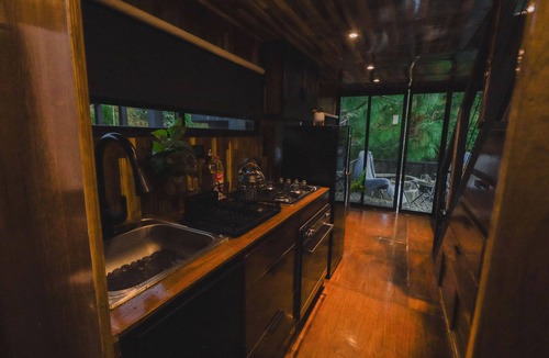 Omitlan de Juarez House | Mobile Home with Jacuzzi