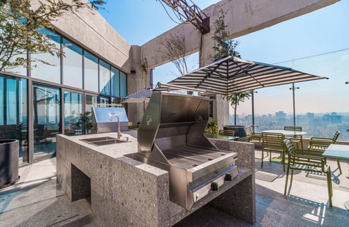 Miguel Hidalgo Apartment | Modern 1-BR Apt w/Skyline Views | VIATO HOMES