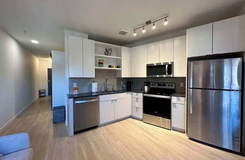 Hiawatha Apartment | Modern 1BR Near Light Rail, Hospitals, MSP 06