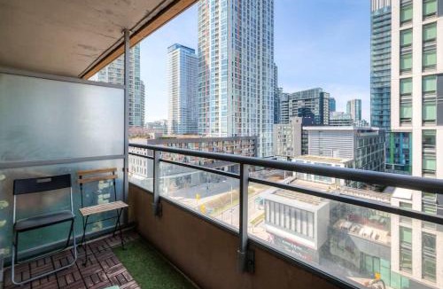 CityPlace Apartment | Modern 2 Bedroom plus Den Condo with Balcony Downtown Toronto