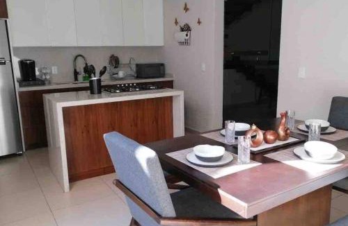 Zapotlanejo House | Modern 3 bedroom Private home with Aircondition