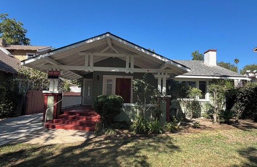 Mid Central House | Modern 3BR near Caltech Pasadena King Beds Parking Monthly Stays