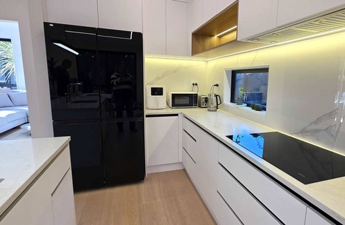 Orakei House | Modern 4BDR Coastal Luxury in Orakei