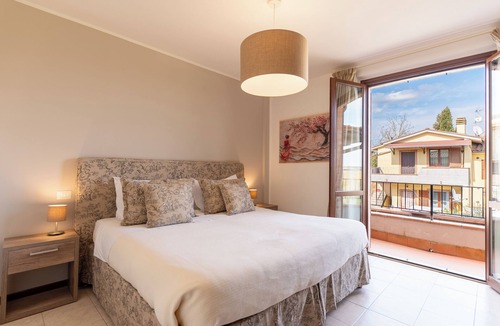 Abbadia di Montepulciano Apartment | Modern apartment 1, 5M Montepulciano with parking