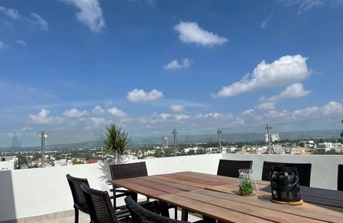 Aguascalientes Apartment | MODERN APARTMENT IN THE BEST AREA, IDEAL FOR ONE PERSON OR THE WHOLE FAMILY!