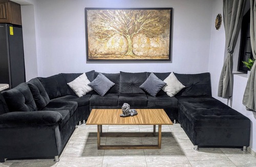 Tonala House | Modern Comfort Meets Outdoor Luxury 2BR/2BA + Huge Patio & Garage
