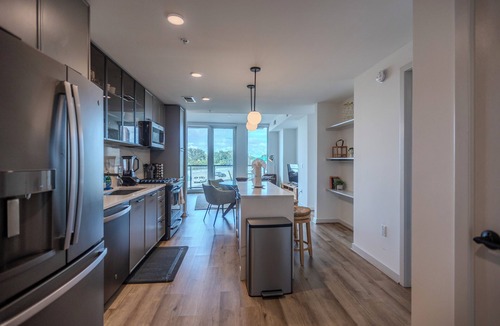Capitol Hill Apartment | Modern Comfort | Spacious Apartments