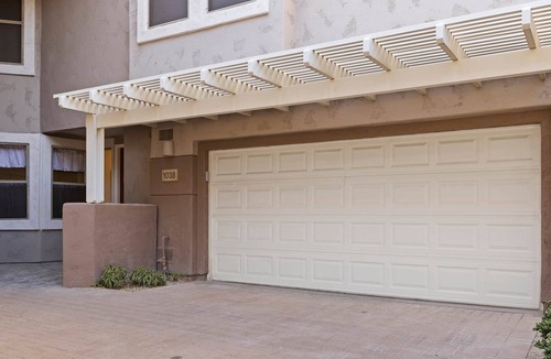 Kierland Condo | Modern Condo In The Heart Of Scottsdale | Pool