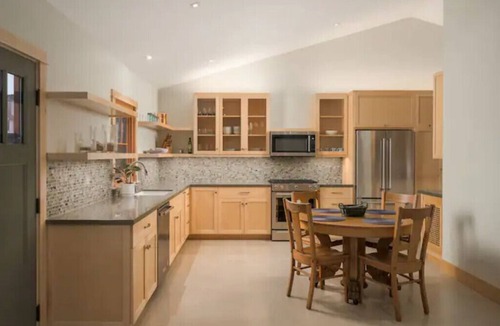 Downtown Cottage | modern cottage with yard and play area and parking in downtown Pismo!