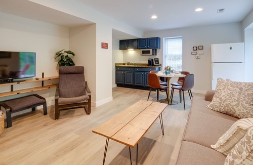 Fredericksburg Apartment | Modern Fredericksburg Vacation Rental w/ Patio