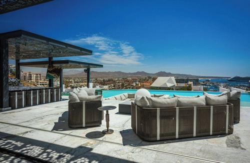 Pedregal House | Modern Mansion- Pedregal