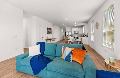 Katy House | Modern One Story Home Katy TX