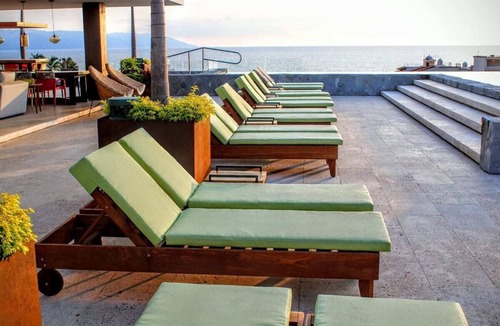 Emiliano Zapata Apartment | Modern Studio in the Zona Romantica