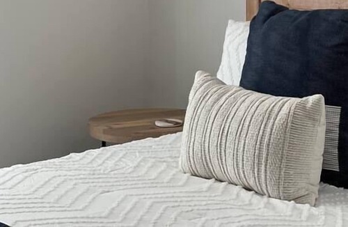 St. Michaels Apartment | Modern Studio in heart of town, walk everywhere!