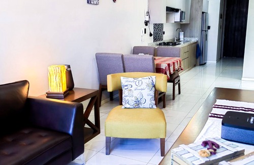 Zona Dorada Condo | Modern Zona Dorada Condo in Mazatlan