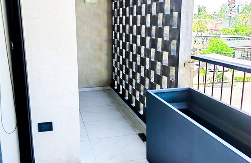 Zona Dorada Condo | Modern Zona Dorada Condo in Mazatlan