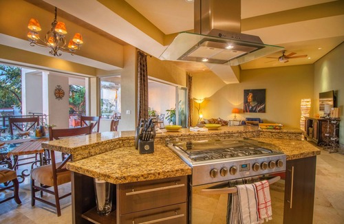 Emiliano Zapata Condo | Molino de Agua BEST in PV, amazing location. best pool! Walk EVERYWHERE