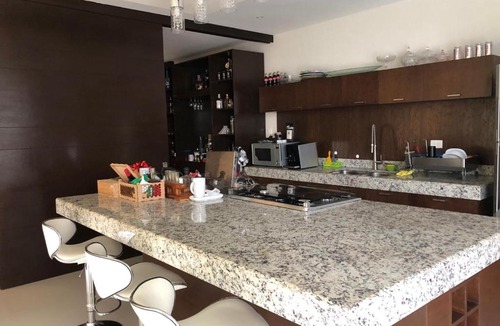 Montecarlo House | MONTEBELLO 315