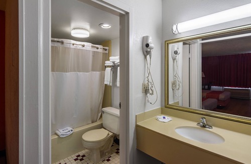 Groton Hotel | Motel 6 Groton, CT—Casinos Nearby