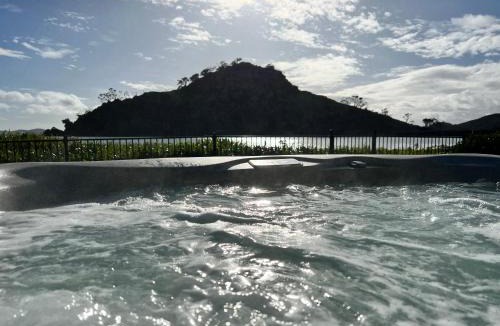 Pataua House | Mount and Surf View Cabin