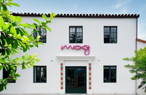 Lower State Hotel | Moxy Santa Barbara