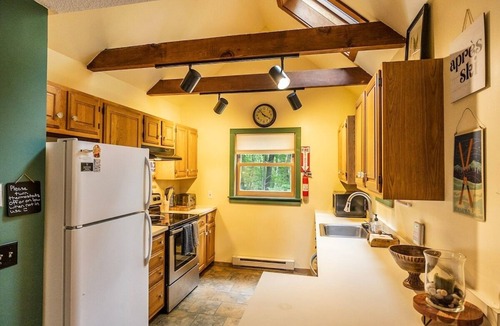 Wilmington Ski Chalet | Mt Snow Chalet: Peaceful Escape w/Hot Tub