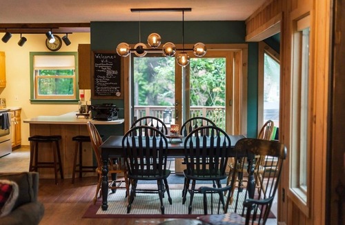 Wilmington Ski Chalet | Mt Snow Chalet: Peaceful Escape w/Hot Tub