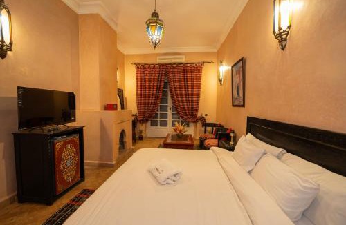 Ouahat Sidi Brahim House | Mumtaz Dar