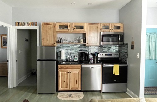 Afton Apartment | Murphy’s Place 2-bedroom apartment near hiking skiing wineries and breweries.