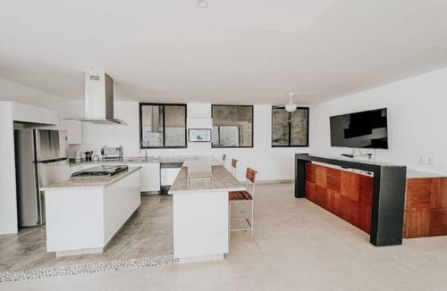 Chilpancingo de los Bravo Apartment | Spacious and exclusive apartment in Punta Diamante