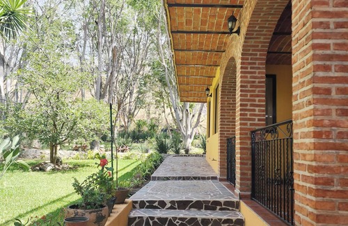 Ixtlahuacan de los Membrillos House | Casa Membrillo near Chapala
