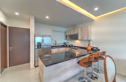 Romantic Zone Condo | Nayri Life & Spa 208 Apt one block on the beach in romantic zone PV