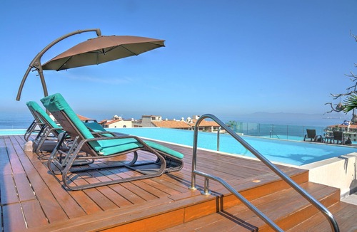 Emiliano Zapata Condo | Nayri Life & Spa 1034 Apt one block on the beach in Romantic Zone PV