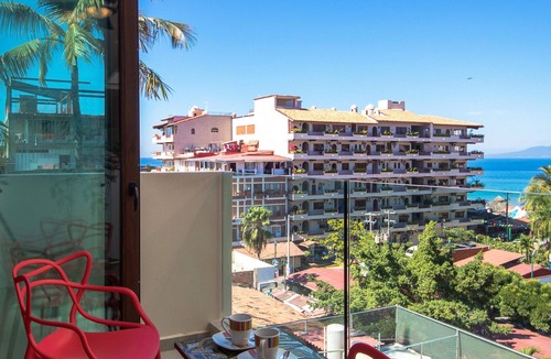 Emiliano Zapata Condo | Nayri Life & Spa 406 by Bay Property
